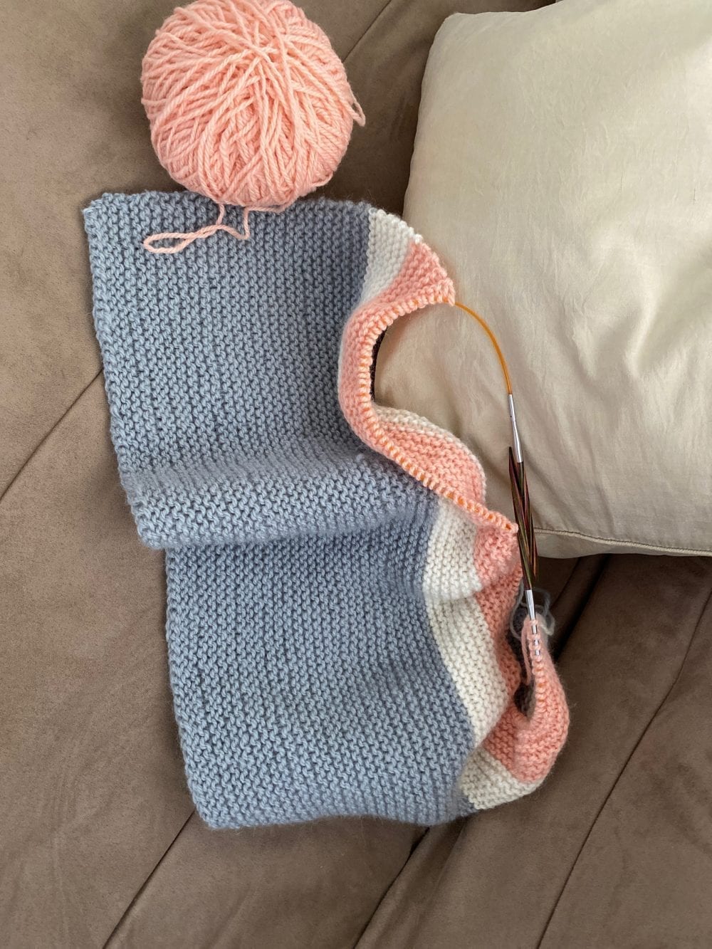 The Woven Co Couch Cuddler Beginner Knit Kit