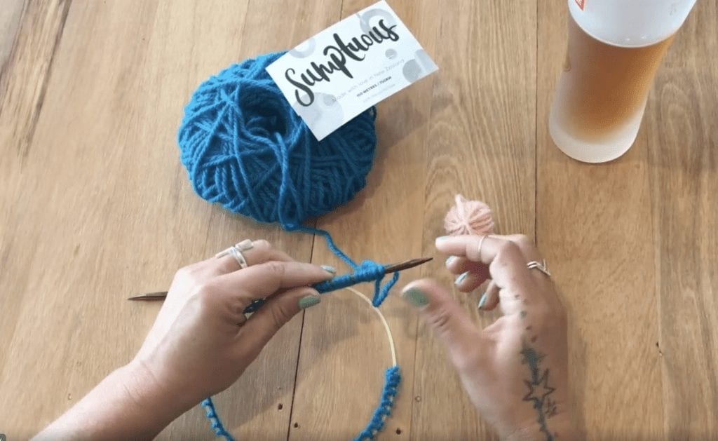 How to Knit, How to join in the round